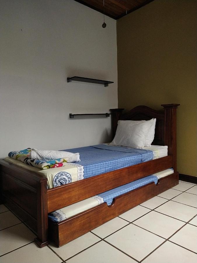 Río SegundoCasa Lorinアパートメント エクステリア 写真